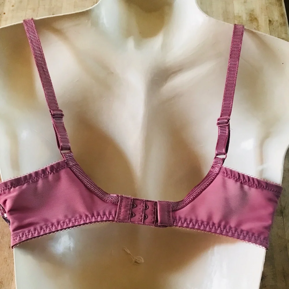 WACOAL LA FEME underwire T-shirt bra - Picture 4 of 13